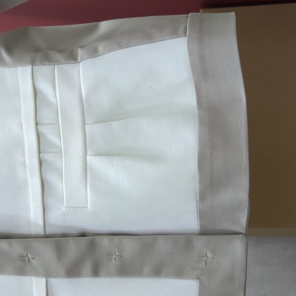 Tahari Jacket. Size 12. - Picture 2 of 10